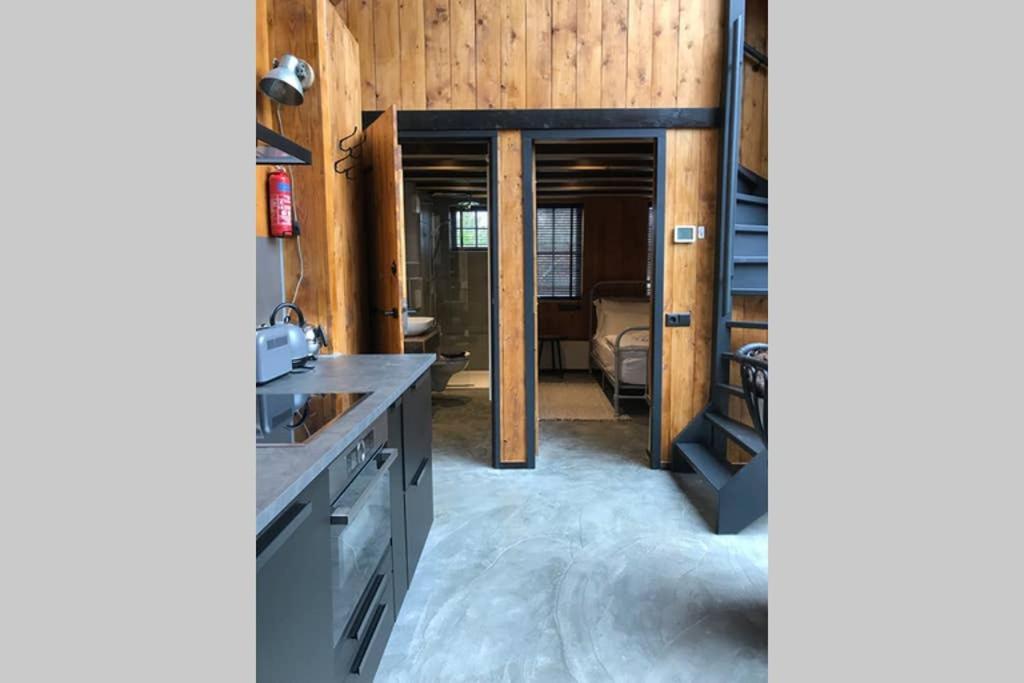 Uniek Houten Huis Nabij Bos En Plassen Hollandsche Rading Екстер'єр фото